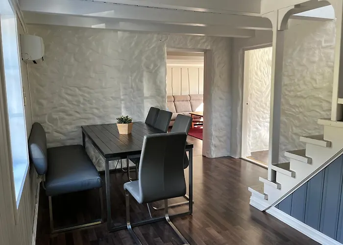 Apartment Grey Isfjorden
