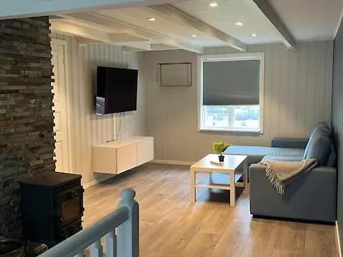 Apartment Grey Isfjorden
